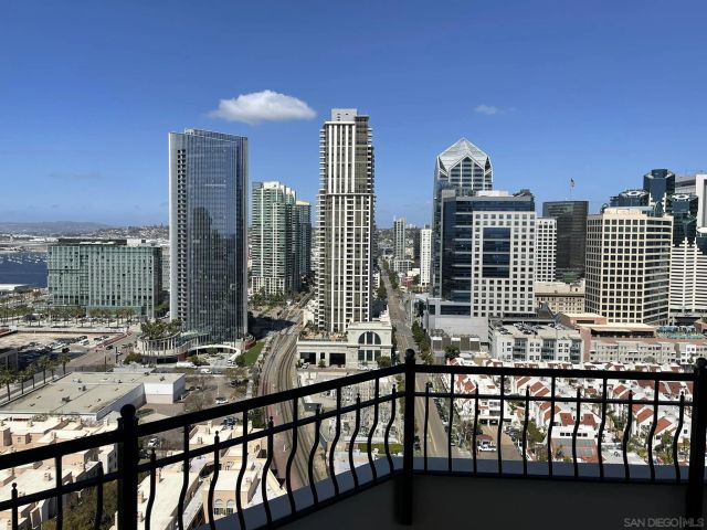 700 W Harbor 2501, San Diego, CA 92101