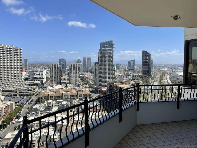 700 W Harbor 2501, San Diego, CA 92101