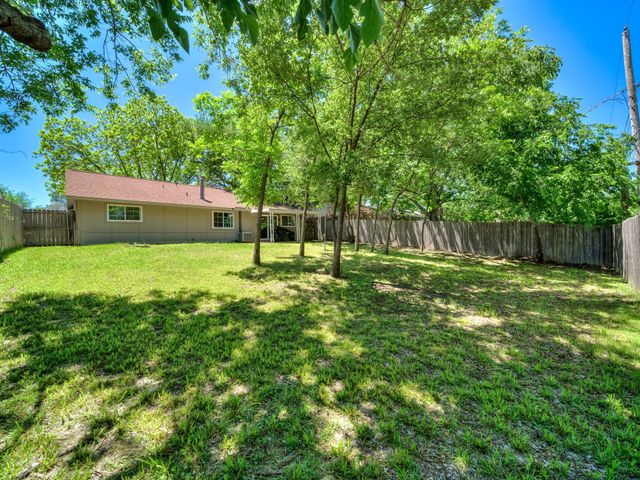 647 Price Drive, Lewisville, TX 75067