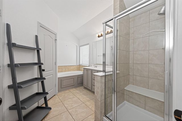 8542 Lighthouse Lake Lane, Humble, TX 77346