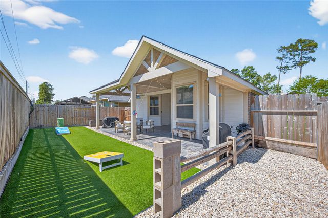 8542 Lighthouse Lake Lane, Humble, TX 77346