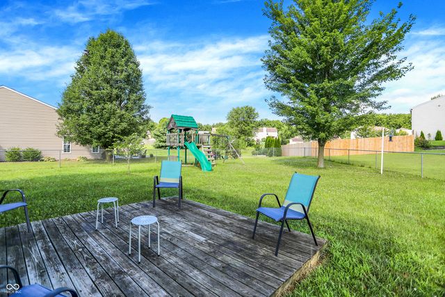 216 Creekside Drive, Danville, IN 46122