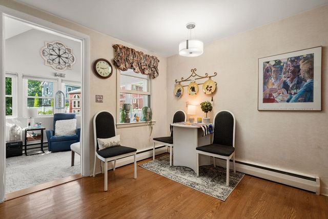 11 Country Rd, Brookline, MA 02467