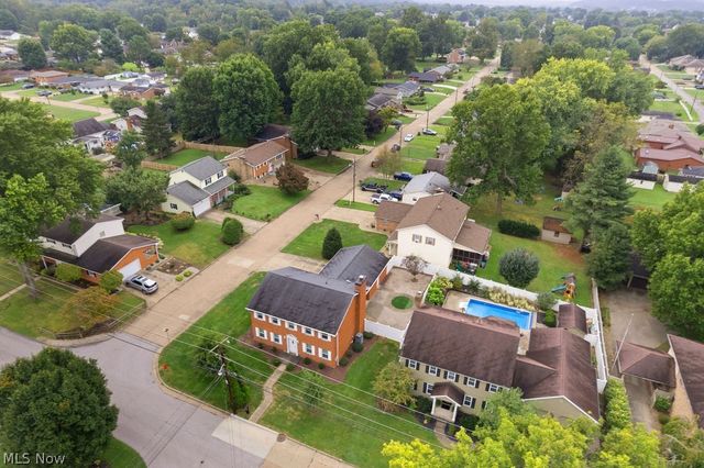 606 51st Street, Vienna, WV 26105