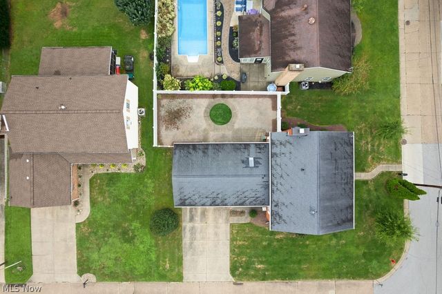606 51st Street, Vienna, WV 26105