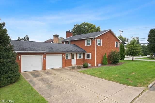 606 51st Street, Vienna, WV 26105