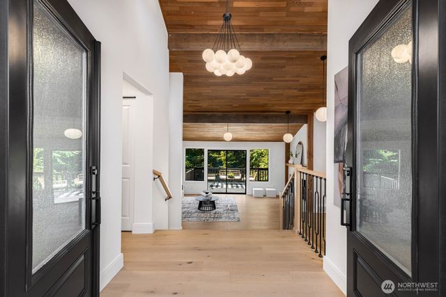 4529 153rd Ave SE, Bellevue, WA 98006