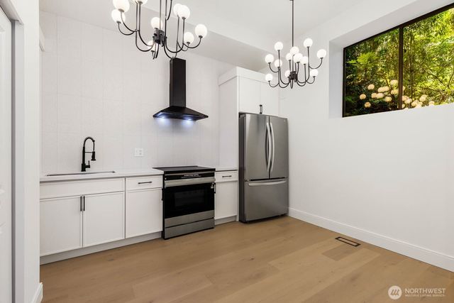 4529 153rd Ave SE, Bellevue, WA 98006