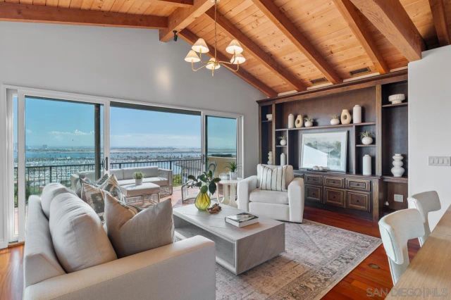 3235 Harbor View Dr, San Diego, CA 92106