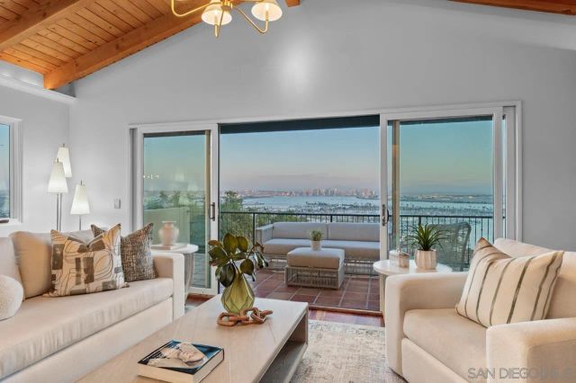 3235 Harbor View Dr, San Diego, CA 92106