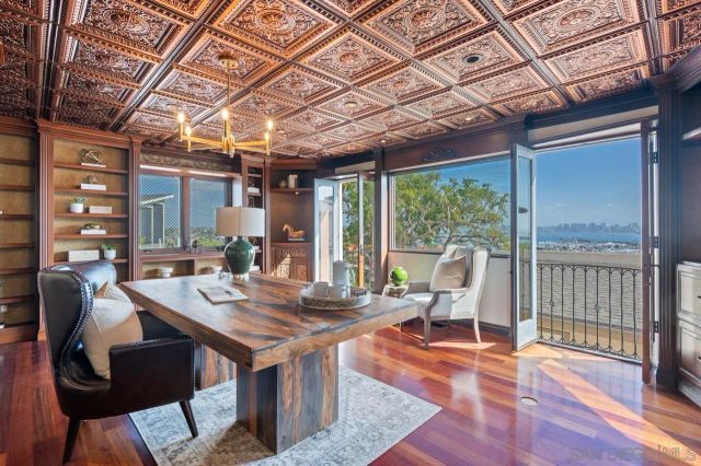 3235 Harbor View Dr, San Diego, CA 92106