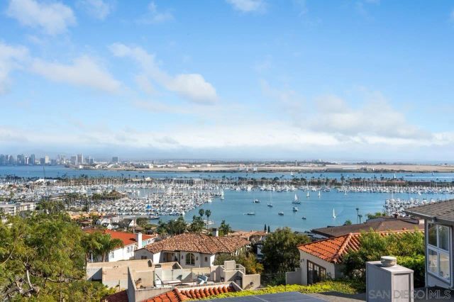 3235 Harbor View Dr, San Diego, CA 92106