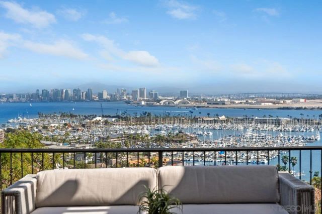 3235 Harbor View Dr, San Diego, CA 92106
