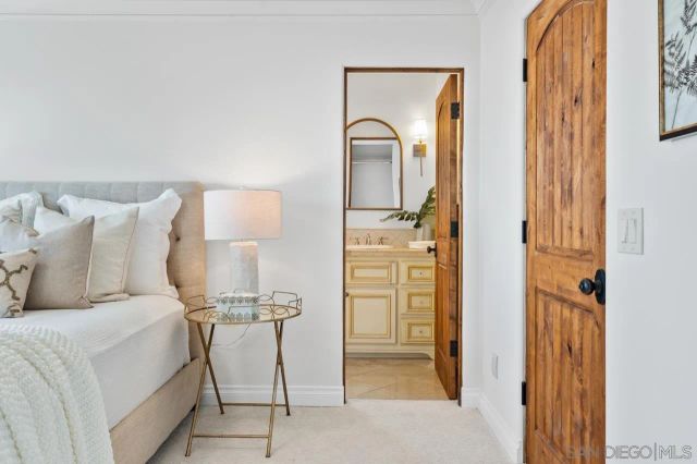 3235 Harbor View Dr, San Diego, CA 92106