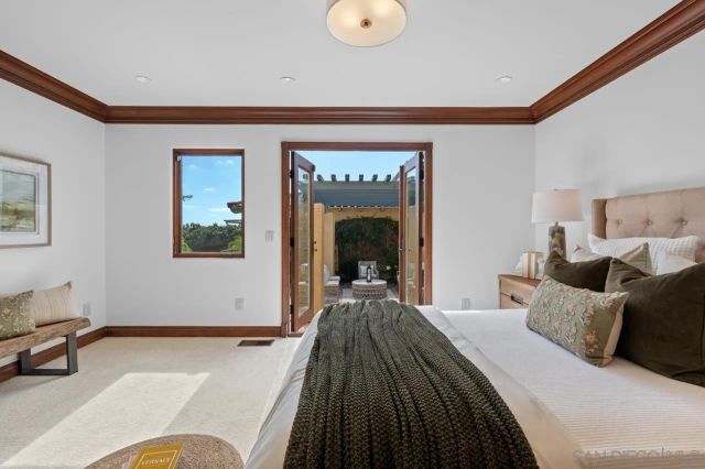 3235 Harbor View Dr, San Diego, CA 92106