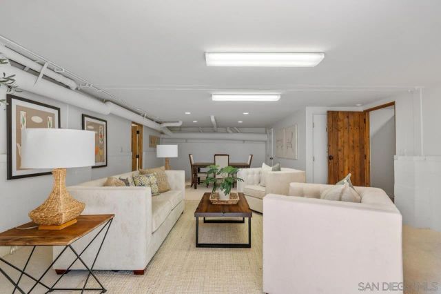 3235 Harbor View Dr, San Diego, CA 92106