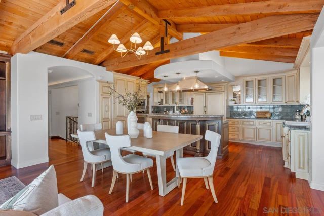 3235 Harbor View Dr, San Diego, CA 92106