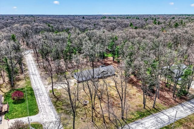 6243 Wildrose Way, Twin Lake, MI 49457