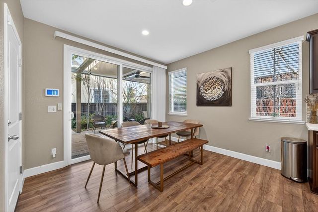 894 Blossom Rock Ln, Folsom, CA 95630