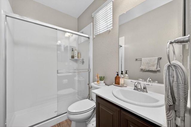 894 Blossom Rock Ln, Folsom, CA 95630