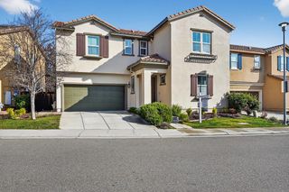 894 Blossom Rock Ln, Folsom, CA 95630