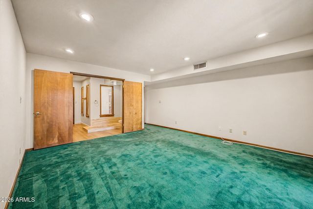6555 N MARYLAND Circle, Phoenix, AZ 85013
