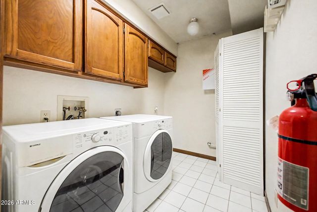 6555 N MARYLAND Circle, Phoenix, AZ 85013