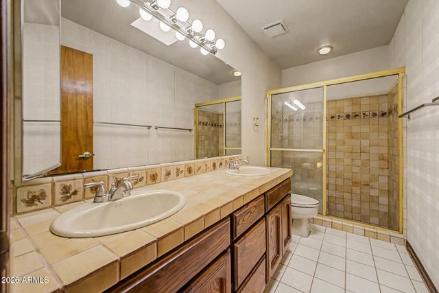 6555 N MARYLAND Circle, Phoenix, AZ 85013