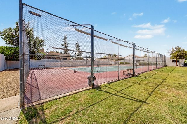 6555 N MARYLAND Circle, Phoenix, AZ 85013