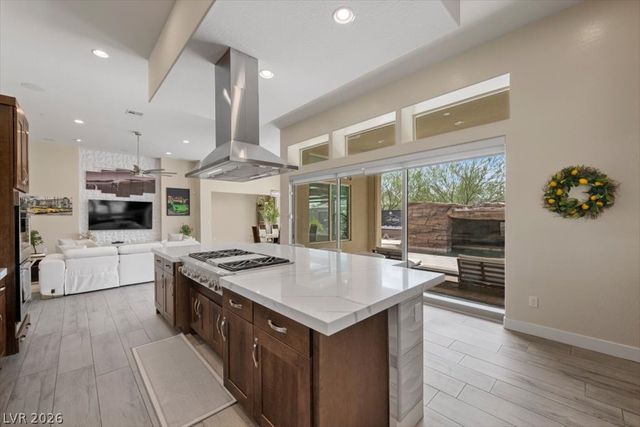 8345 Mojave Creek Court, Las Vegas, NV 89113