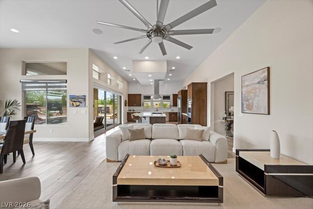 8345 Mojave Creek Court, Las Vegas, NV 89113