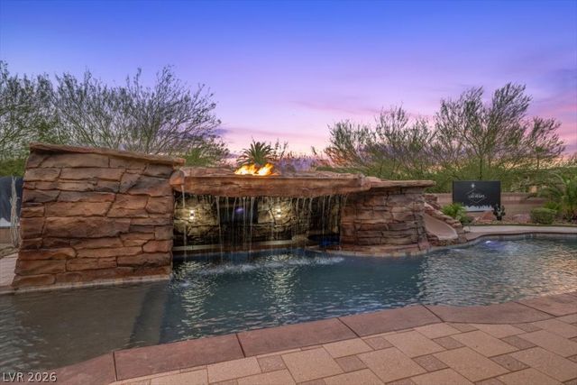 8345 Mojave Creek Court, Las Vegas, NV 89113