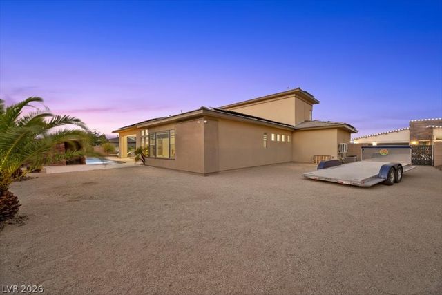8345 Mojave Creek Court, Las Vegas, NV 89113