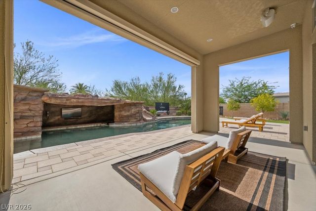 8345 Mojave Creek Court, Las Vegas, NV 89113