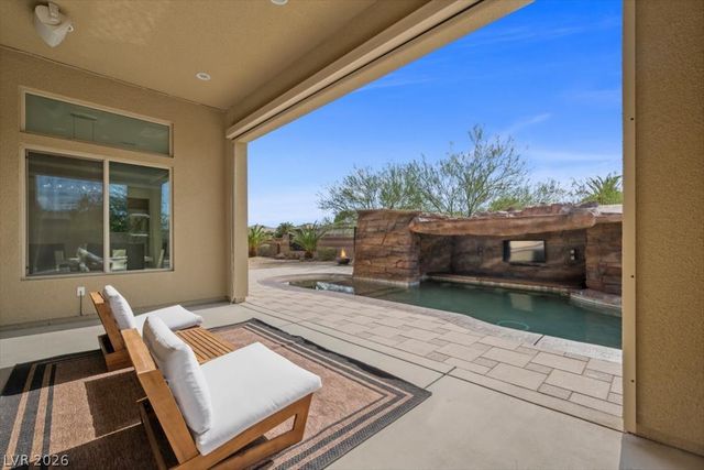 8345 Mojave Creek Court, Las Vegas, NV 89113