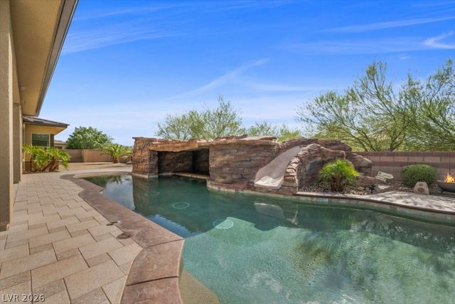 8345 Mojave Creek Court, Las Vegas, NV 89113