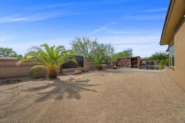 8345 Mojave Creek Court, Las Vegas, NV 89113