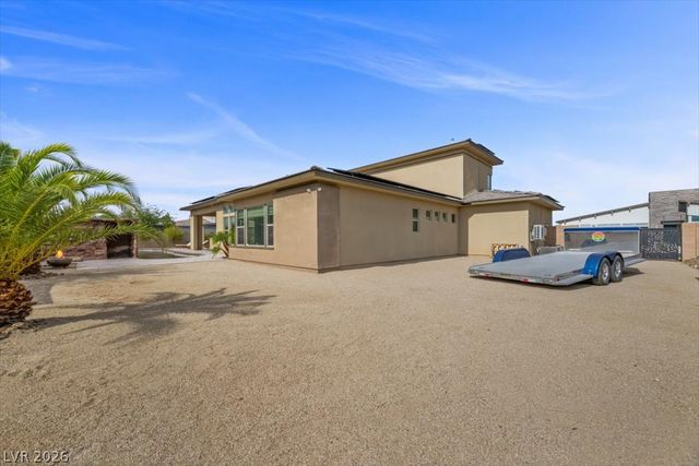 8345 Mojave Creek Court, Las Vegas, NV 89113