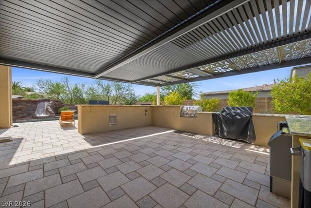 8345 Mojave Creek Court, Las Vegas, NV 89113