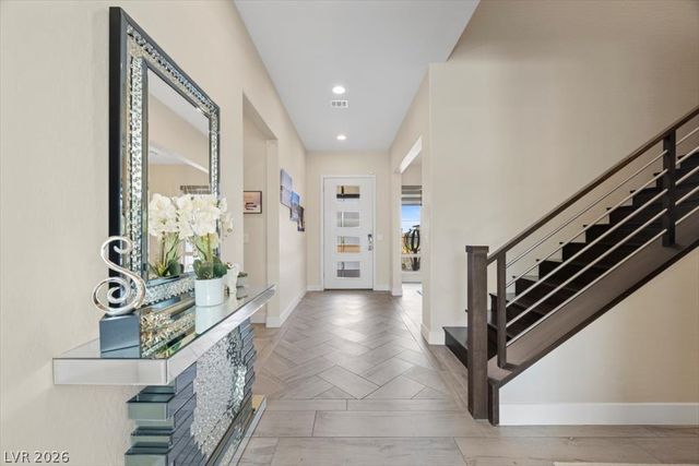 8345 Mojave Creek Court, Las Vegas, NV 89113
