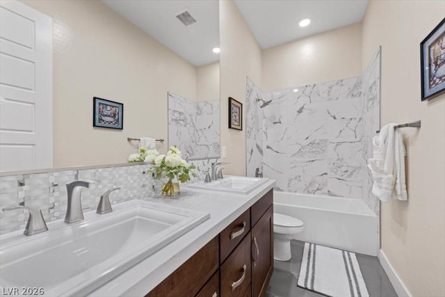 8345 Mojave Creek Court, Las Vegas, NV 89113