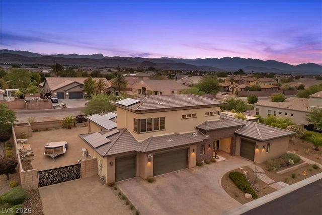 8345 Mojave Creek Court, Las Vegas, NV 89113
