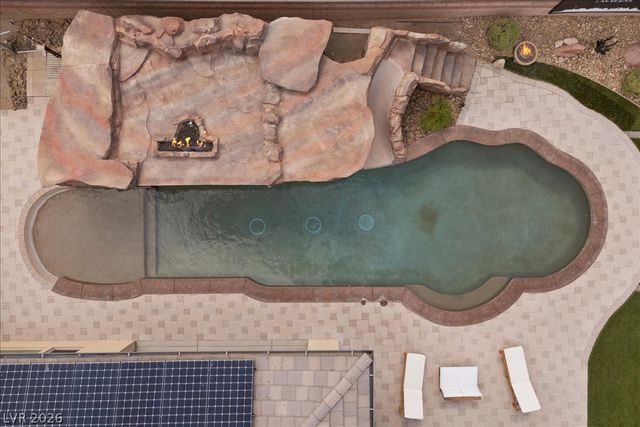 8345 Mojave Creek Court, Las Vegas, NV 89113