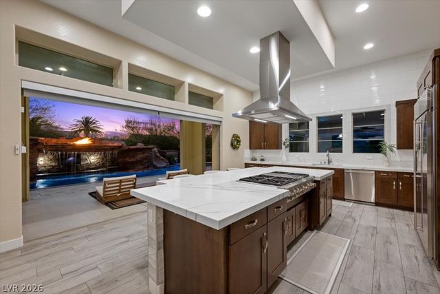 8345 Mojave Creek Court, Las Vegas, NV 89113