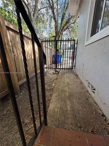 7712 NE 1st Ct -, Miami, FL 33138