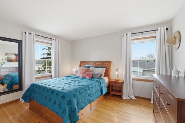 8433 Morris Circle, Bloomington, MN 55437