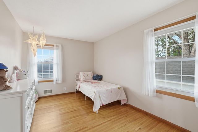 8433 Morris Circle, Bloomington, MN 55437