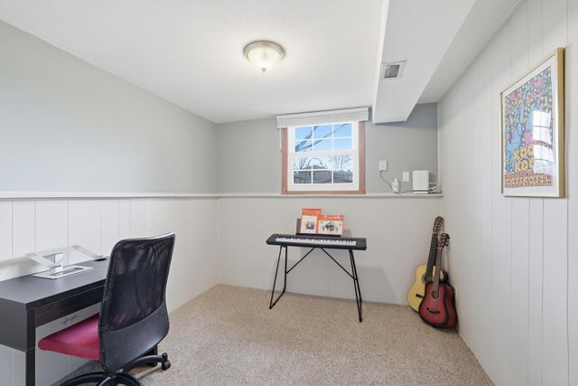 8433 Morris Circle, Bloomington, MN 55437