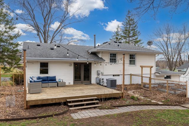 8433 Morris Circle, Bloomington, MN 55437