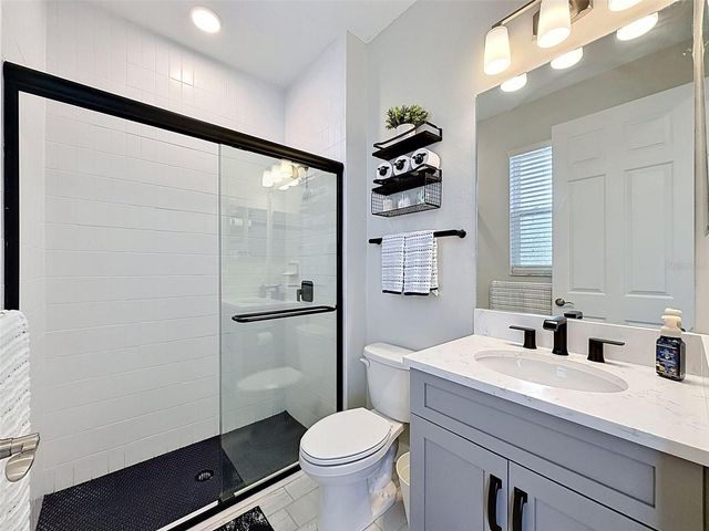 33163 SYCAMORE LEAF DRIVE, Wesley Chapel, FL 33545